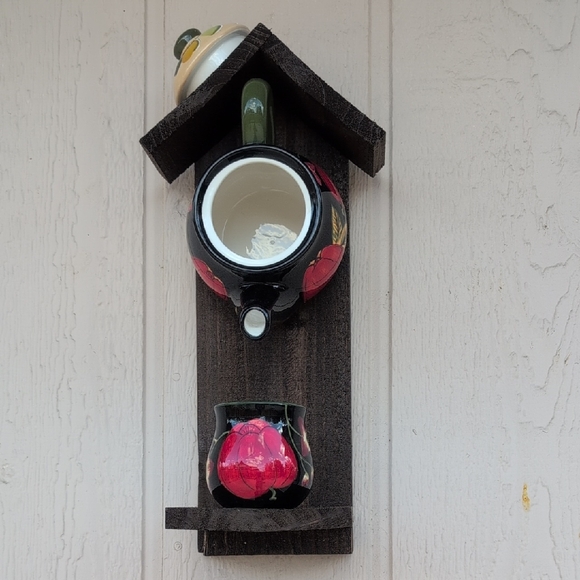 Other - Rustic Wooden Bird Feeder Candy Apple